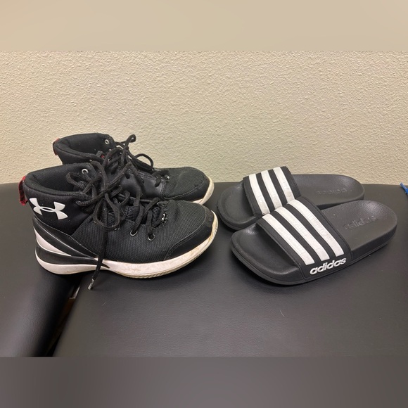 Under Armour Black sneakers and Adidas slides size 1 - Picture 1 of 4